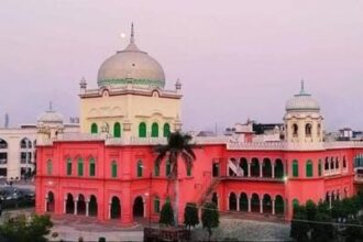 up:-दारुल-उलूम-में-कल-जल-चढ़ाने-का-एलान,-पुलिस-और-प्रशासन-सतर्क;-माहौल-खराब-करने-वालों-को-दी-चेतावनी