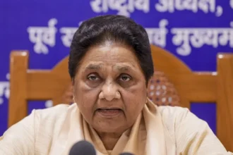 बदायूं में अम्बेडकर प्रतिमा विवाद के बीच मायावती ने शांतिपूर्ण समाधान की अपील की