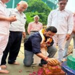 आगरा: छावनी क्षेत्र में सांसद निधि से बनेगी 25 लाख की सीसी सड़क, वैभव जैन ने किया शिलान्यास