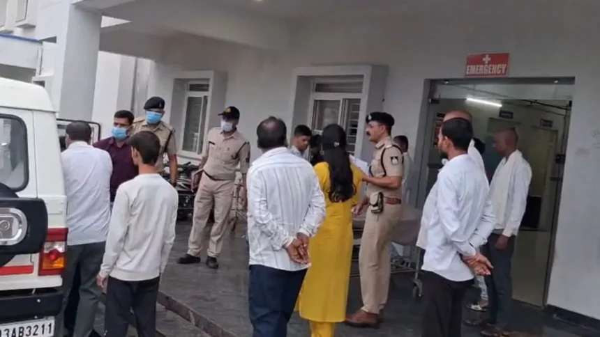 सागर में संदिग्ध जहरीली शराब से 11 मौतों की खबर, छह मदिरा दुकानें सील; कई लोग अस्पताल में भर्ती
