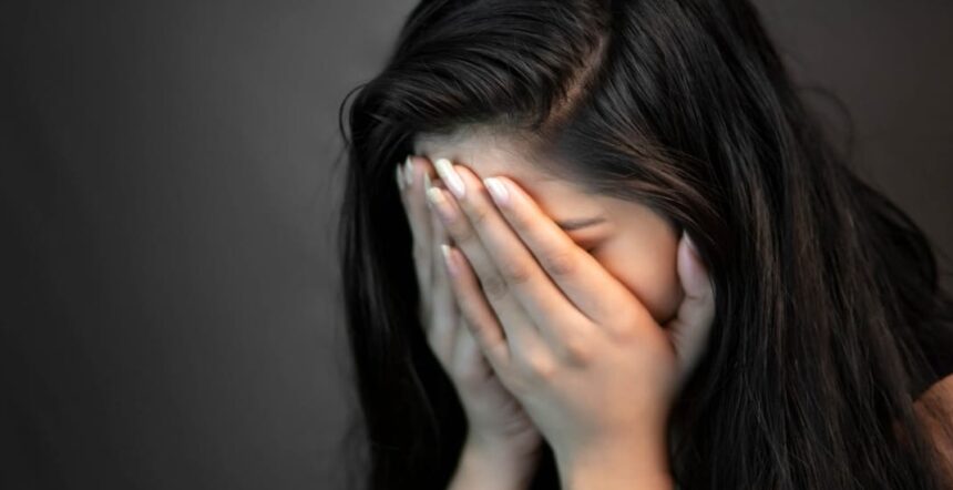 बिठूर में सौतेले पिता पर नाबालिग बेटी से दुष्कर्म का आरोप, दोस्त के घर ले जाकर वारदात; मां की तहरीर पर केस दर्ज