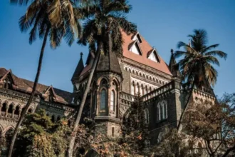 गणेश उत्सव में 10 दिन की शराबबंदी पर बॉम्बे हाईकोर्ट की फटकार, प्रशासन को घटाना पड़ा प्रतिबंध