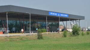 बरेली एयरपोर्ट: रक्षाबंधन के बाद फुटफॉल घटा, दिल्ली-नवी मुंबई का हवाई किराया सात हजार रुपये तक सस्ता