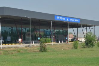 बरेली एयरपोर्ट: रक्षाबंधन के बाद फुटफॉल घटा, दिल्ली-नवी मुंबई का हवाई किराया सात हजार रुपये तक सस्ता