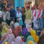 आगरा: बापू नगर में 200 से ज्यादा बेदखली नोटिसों पर सियासत गरम, सपा सांसद रामजी लाल सुमन ने प्रशासन को दी चेतावनी