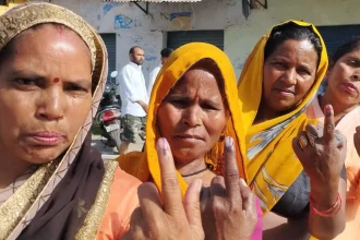 Voting continues on eight Lok Sabha seats of UP