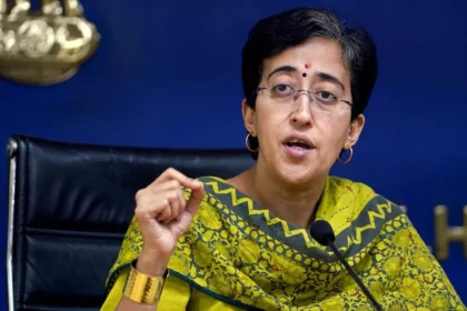 Election Commission notice to Atishi on statement of receiving offer from BJP