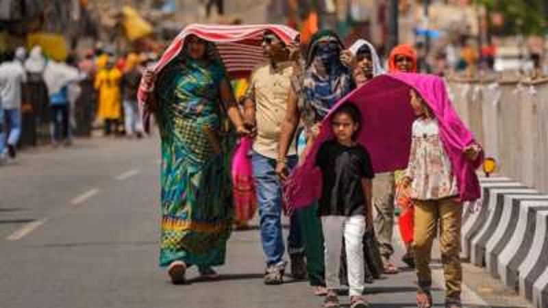 Heatwave alert in four states including Delhi-UP