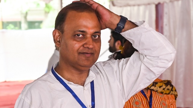 AAP leader Somnath Bharti takes a U-turn on shaving his head
