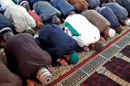 Namaz was read at a disputed place in Kushinagar