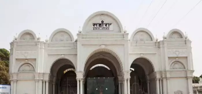 ED raids Sahara India's Lucknow headquarters