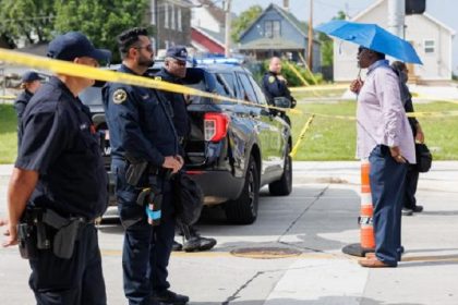 Police killed a man brandishing a knife outside the Milwaukee Convention Center