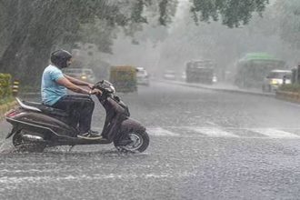 Heavy rain in Delhi-NCR since morning