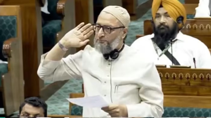 Owaisi getting angry against the Waqf Bill