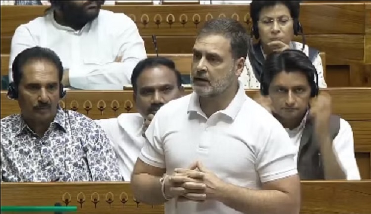 Rahul Gandhi raised the issue of Wayanad landslide in Lok Sabha