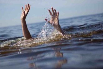 Woman jumped into a pond with her 3 children in Bihar