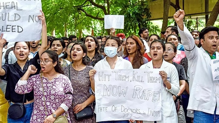 Kolkata Junior doctors end strike after 41 days