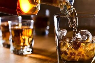 People of UP consumed liquor worth 3544 crores in a month