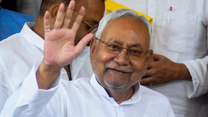 Nitish Kumar gives relief before Diwali