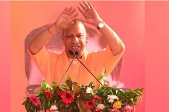 CM Yogi Adityanath lashes out at JMM in Jharkhand rally