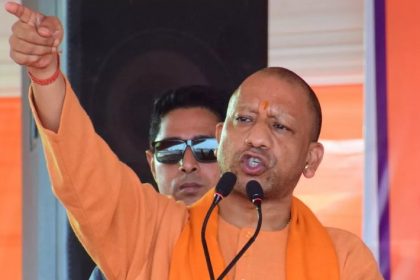 CM Yogi's attack in the by-election campaign rally