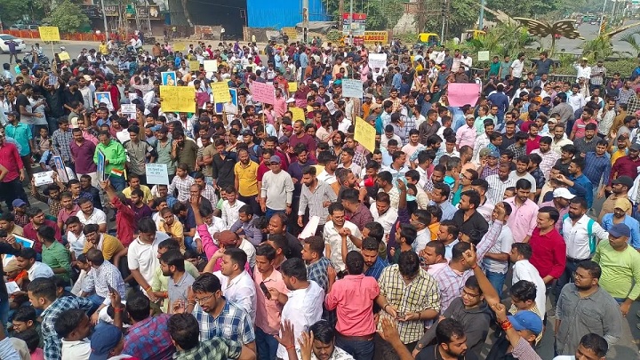 Massive protest by students in Prayagraj