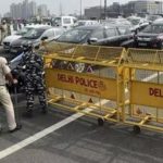 Farmers vacated the road in Noida