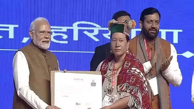 PM Modi launched the Bima Sakhi scheme