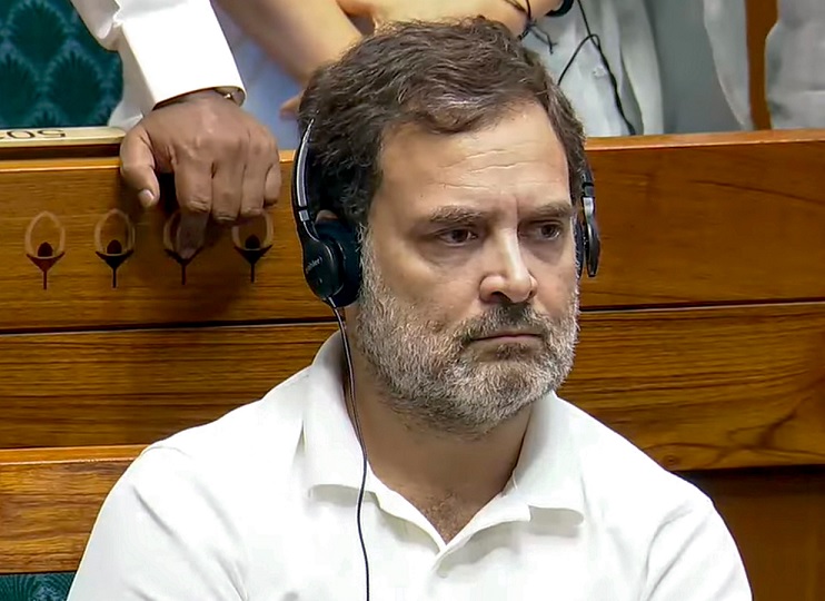 Rahul Gandhi and Congress were left alone on the Adani issue in Parliament