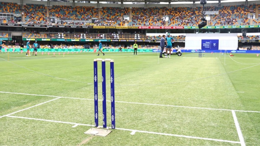 The green pitch of Brisbane Gabba ground