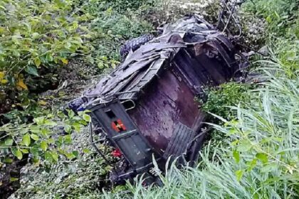 army vehicle fell into 350 feet deep ditch in Poonch