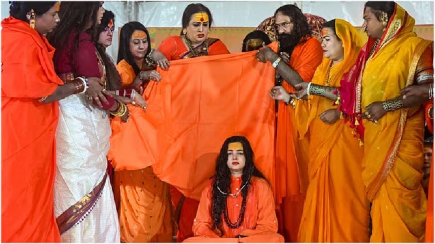 Acharya Laxmi Narayan Tripathi and Mamta Kulkarni expelled from Kinnar Akhara