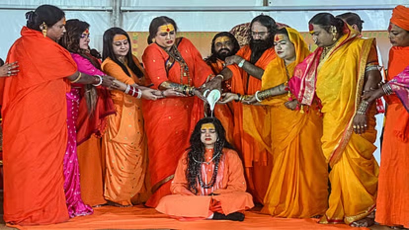 Actress Mamta Kulkarni took sanyas become Mahamandleshwar in Kinnar Akhara