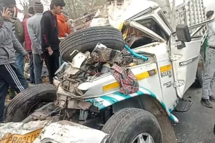 Fierce collision between canter and pickup in Ferozepur Punjab