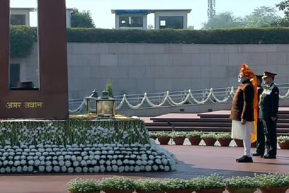 PM Modi reached the National War Memorial