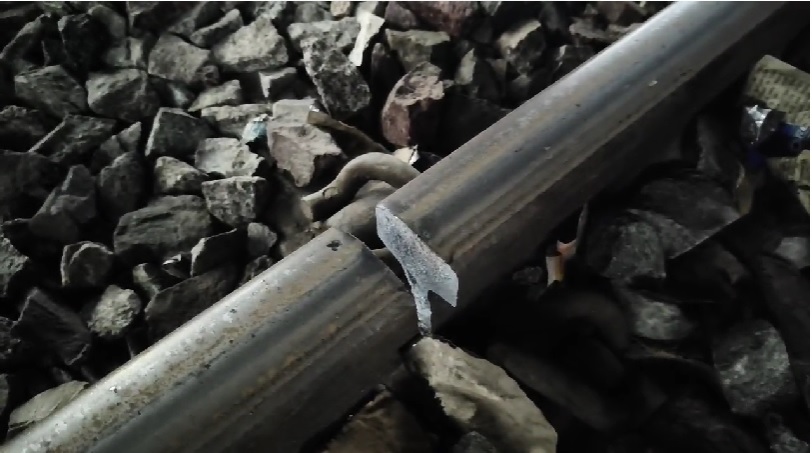 Train kept running on broken tracks in Raebareli