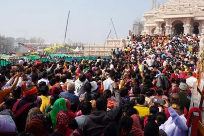 Ayodhya witnesses huge crowd