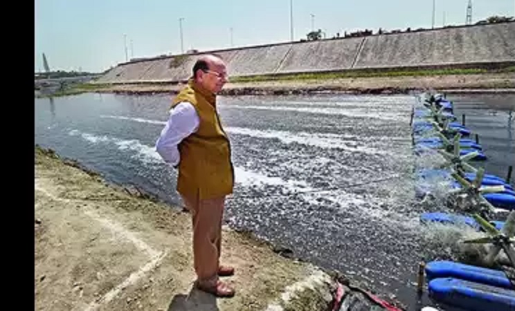 Yamuna cleaning work has started