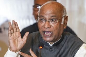 कांग्रेस-अध्यक्ष-खरगे-ने-pm-मोदी-को-लिखा-पत्र,-जातिगत-जनगणना-पर-दिए-तीन-सुझाव