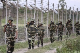 जम्मू-कश्मीर:-भारत-के-हमले-से-बौखलाए-पाकिस्तान-ने-loc-पर-की-गोलाबारी,-7-लोगों-की-मौत,-38-घायल