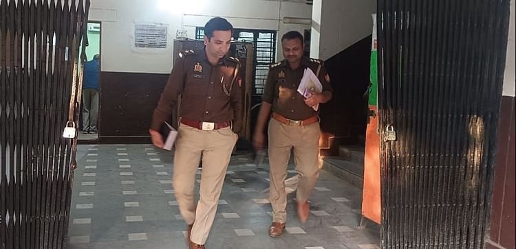 exclusive:-आगरा-में-पांच-और-फर्जी-बैनामे-उजागर,-तीन-के-खिलाफ-केस-दर्ज;-ऐसे-किया-बड़ा-खेल