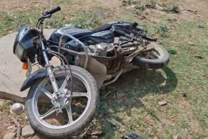 hardoi-road-accident:-अज्ञात-वाहन-से-टकराई-बाइक…तीन-युवकों-की-मौत,-शादी-में-वीडियोग्राफी-कर-लौट-रहे-थे-वापस
