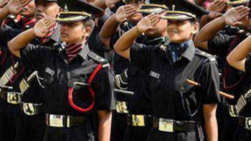 nda-से-पहली-बार-17-महिला-कैडेट्स-होंगी-पासआउट,-कहा-‘एकेडमी-पहले-आपको-तोड़ती-है-फिर-बनाती-है’