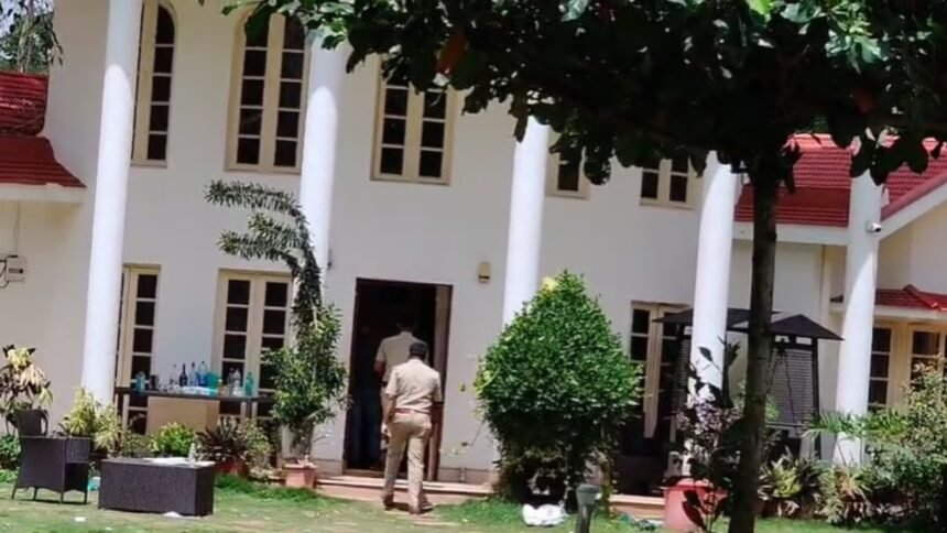 बेंगलुरु-के-फार्महाउस-पर-रेव-पार्टी-में-पुलिस-की-छापेमारी,-31-गिरफ्तार,-कुछ-के-पास-मिले-ड्रग्स