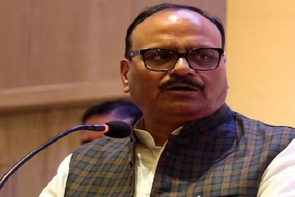 lucknow-news:-डिप्टी-सीएम-और-अस्पताल-निदेशक-के-आदेश-बेमानी,-बाहर-की-दवाएं-लिखने-से-बाज-नहीं-आ-रहे-डॉक्टर