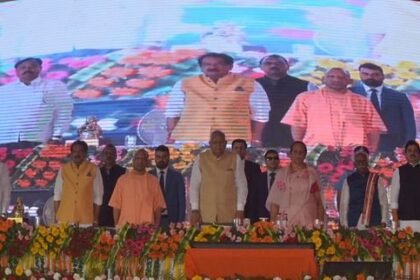 up:-पीली-चिट्ठी-फॉर्मूला…जिससे-सांसद-बघेल-ने-किया-नई-पारी-का-आगाज;-जातीय-स्वाभिमान-का-किया-शंखनाद