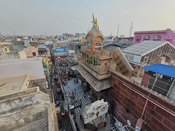 बांकेबिहारी-कॉरिडोर:-वृंदावन-के-275-भवन-आ-रहे-दायरे-में…2023-के-सर्वे-बना-आधार,-डोर-टू-डोर-हो-रहा-सत्यापन