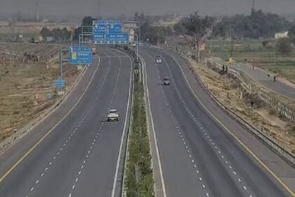 up:-इस-एक्सप्रेस-वे-के-किनारे-बसेगा-नया-शहर…94-गांवों-की-जमीन-पर-होगा-विकसित,-14-लाख-लोगों-को-मिलेंगे-घर
