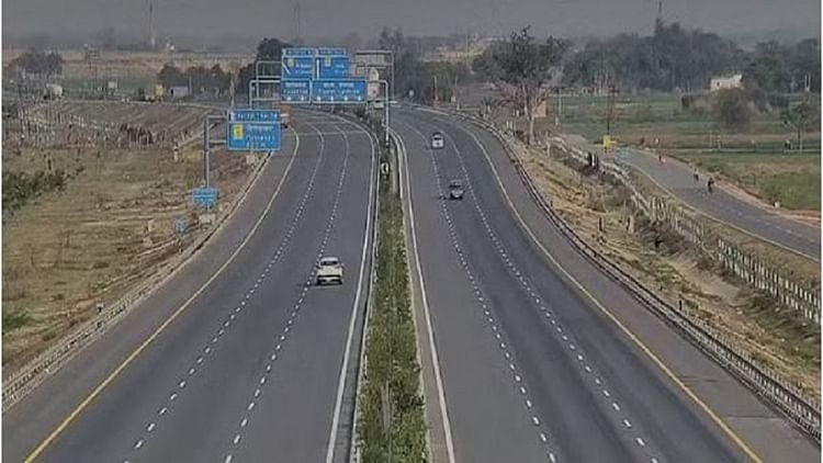 up:-इस-एक्सप्रेस-वे-के-किनारे-बसेगा-नया-शहर…94-गांवों-की-जमीन-पर-होगा-विकसित,-14-लाख-लोगों-को-मिलेंगे-घर