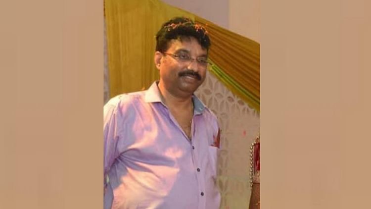 lucknow:-रिटायर्ड-आईएएस-के-बेटे-व-सूडा-के-प्रोजेक्ट-मैनेजर-ने-फंदे-से-लटककर-जान-दी,-15-साल-से-डिप्रेशन-में-थे